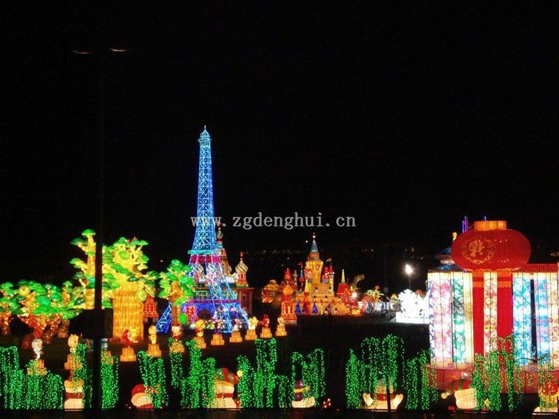 2012������չ��